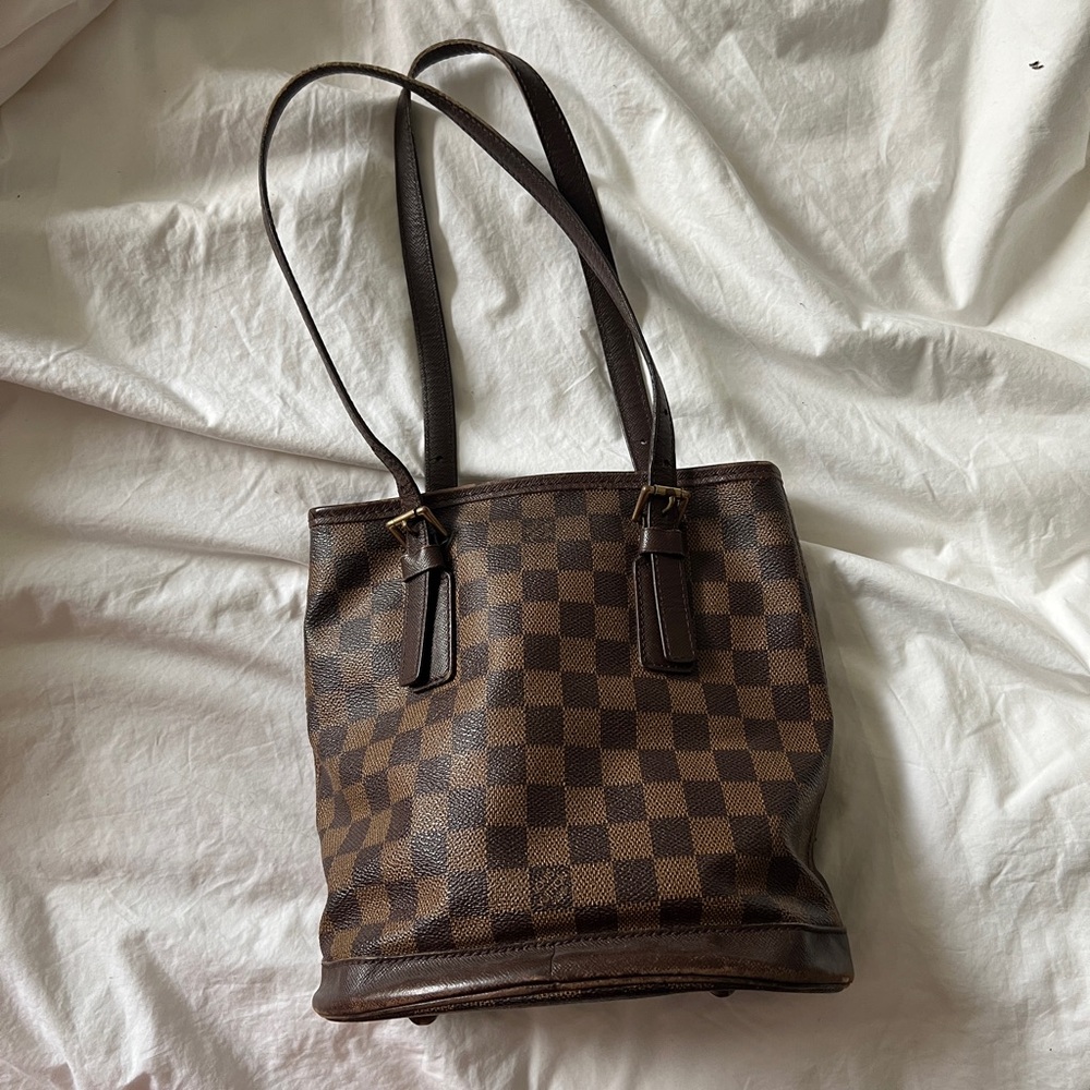Louis Vuitton Damien Ebene Marais Bucket Bag